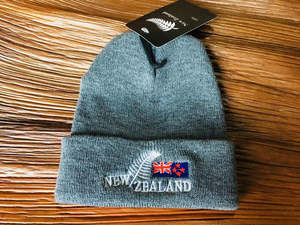 Clothing Fashion: New Zealand Beanie Flag Grey
