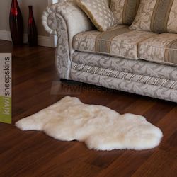 Sheepskin Rugs: Classic Medium Spring Lamb Rug