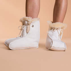 Medical Sheepskins Bedding: Enclosed Medical Sheepskin Boots (Pair)