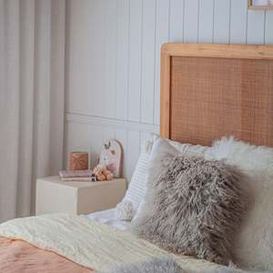 Sheepskin Rugs: Tibetan Long Wool Cushions