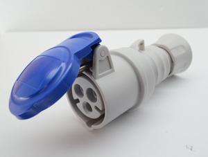 Caravan Plugs: Cord Connector 16 Amp IP44