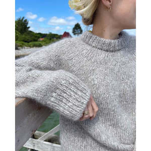 Petiteknit: Novice Sweater Chunky Edition Knitting Pattern by PetiteKnit
