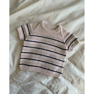 Knitting Patterns: Ida Tee Junior Knitting Pattern by PetiteKnit