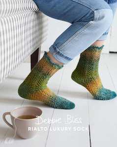 Feet: DB083 Picot Edge Lace Sock