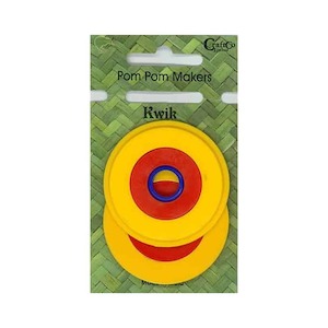 Accessories: Craft Co Pom Pom Set