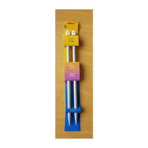 Needles: Pony Classic Plastic Knitting Needle 12.00mm