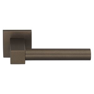 Door: Bobby Ek101-g Handle Sprung On Rose