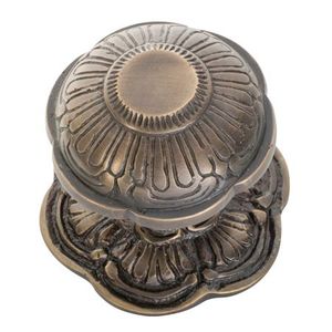 Entrance: Centre Door Knob Ab 80mm Tr