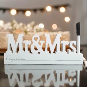 Mr & Mrs – Sign-It – Knox Engravers