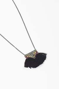 Necklaces: ISHI COLLAR WIRI TRIANGLE - 2046