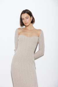 Knitwear: ARLO DRESS CREME CASHMERE