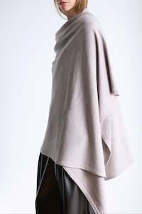 OVERSIZED KNITTED WRAP - DOVE