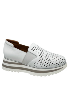 Alfie & Evie - Hockey (White Leather)