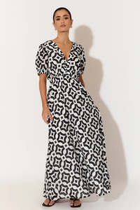 Adorne: Adorne - Carla Geometric Short Sleeve Maxi Dress