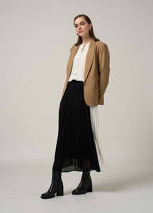 Madly Sweetly: Madly Sweetly - Secret Blazer (Camel)