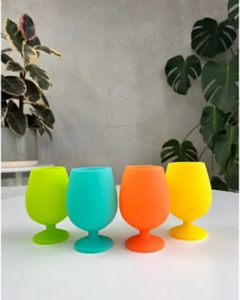 Ha Naturally: Hā Naturally - Campinas Stemm Silicone Unbreakable Wine Glasses (4 pack)