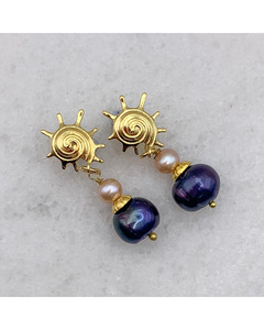 Ghost & Lola - Prussian Pearl Earrings