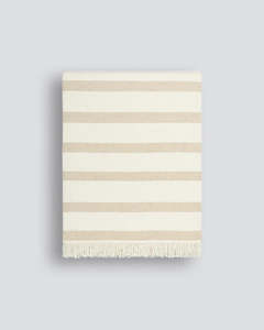 Throw: Baya - Baskiana Throw 130 x 170cm (Almond)