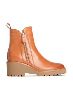 Shoes: EOS - Parson (Brandy)
