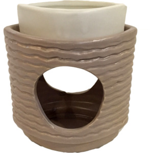 5 00 Specials: Rippled beige with white top Oil Burner