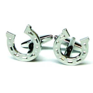 20 00 Specials: Cufflink - Horse Shoe