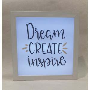 30 00 Specials: 20cm Light Box Frame