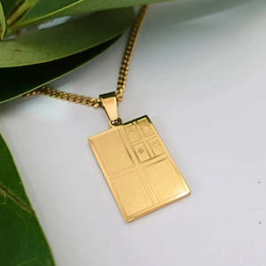 Jewellery: He whakaputanga necklace