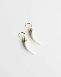 Niho - White with Gold Hoop Hook