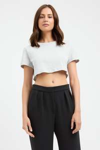 Crop Tops: Rochelle Crop Tee
