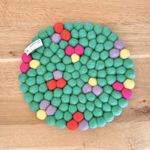 NZ Wool Pot Stand / Trivet – Bright Blossom (26cm)