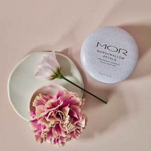 Soy Candle Tin - Marshmallow Petals (135g)