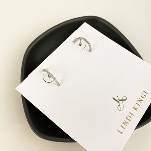 Lindi Kingi: Silver Crescent Studs