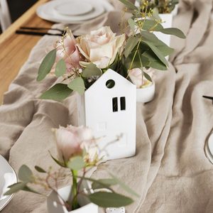 Vases: Residential House Vase (20cm)