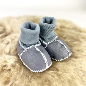 Blue Glorious Blue: Sheepskin Baby Booties - Blue