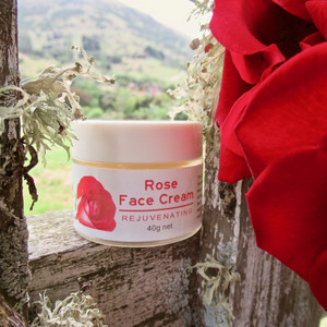 Natural Skin Care: Rose Face Cream