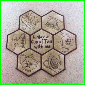 In the hoop Table Topper Applique Machine Embroidery Design