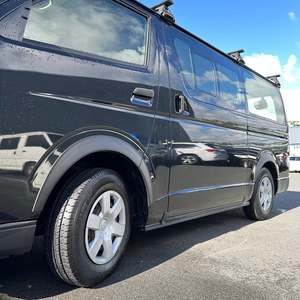 Fender Flare Toyota Hiace 2005-2019 Smooth Style Matte Black