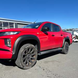 Fender Flare Mitsubishi Triton 2019-2023 Smooth Style Matte Black