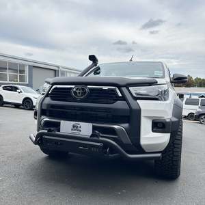 Nudge Bars: Nudge bar(Compatible Front Camera and Sensors) Lower style for Toyota