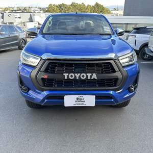 Grille for Toyota Hilux 2021-2024 SR/SR5