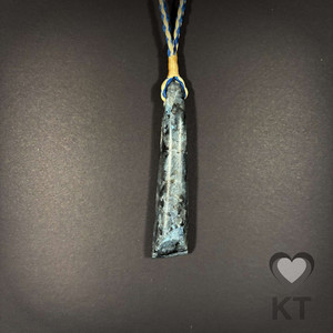 Blue Kiriweti Toki - Medium Kowhatu Taonga