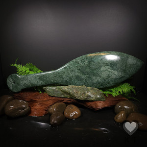 Green Mapere Hoe (Paddle) - Large Kowhatu Taonga
