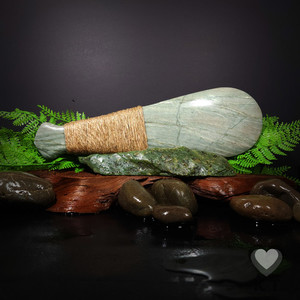 Light Green Mapere Patu - XL Kowhatu Taonga