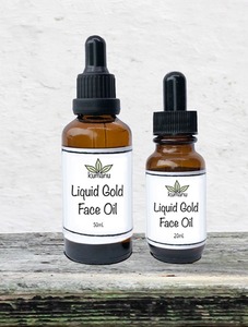 Products: Liquid Gold Face Oil Kumanu, earth conscious skincare