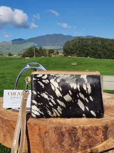 The Small Toronto - Cowhide Clutch