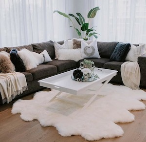 Plush Sheepskin Rugs: New Zealand Longwool Sheepskin Octo