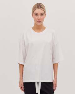 Under 100: Cloth & Co The Oversized White Tee