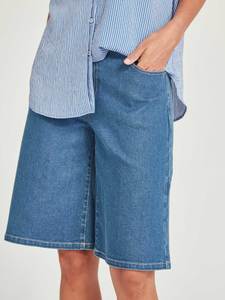 Bethany Denim Short - Mid Wash