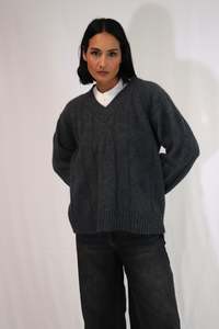 Liuliu V-Neck - Grey