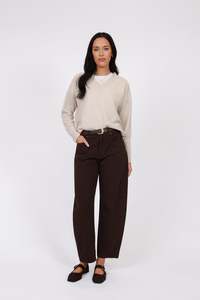 Marlow Curve Barrel Jean Chocolate